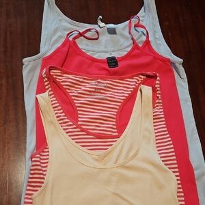 Bundle Of 4 Tank Tops